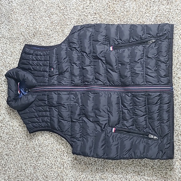 Tommy Hilfiger Quilted Vest - Picture 1 of 8